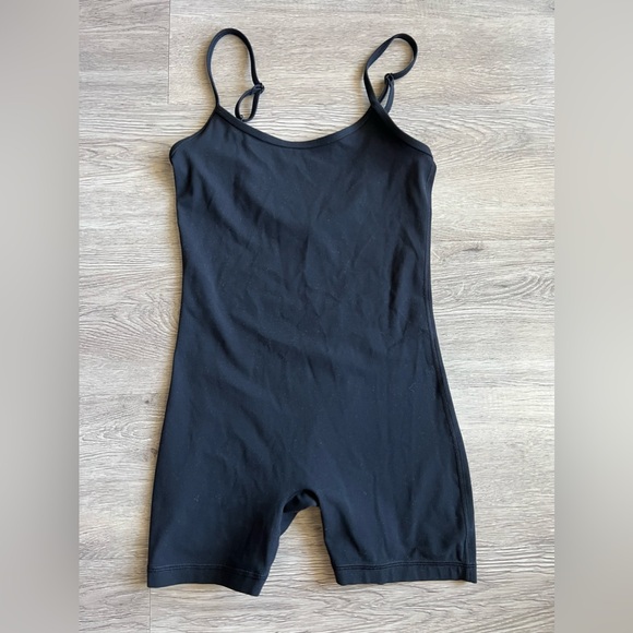 TNAction romper size small - Picture 2 of 2